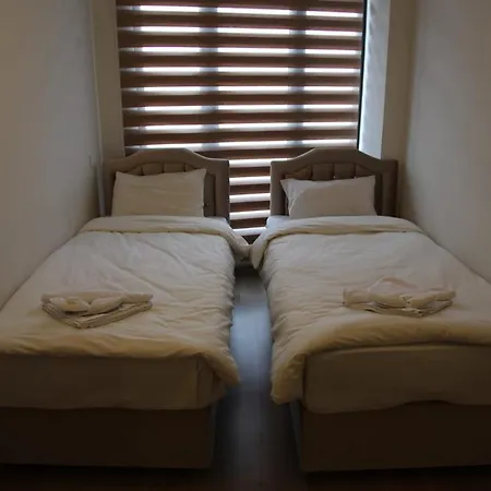 Kings World House *